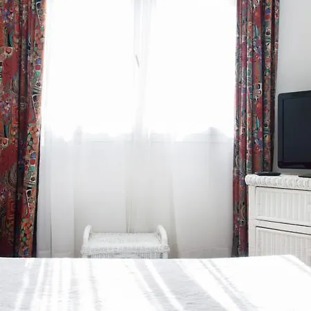 Apartment Lokappart - Raoul Paris